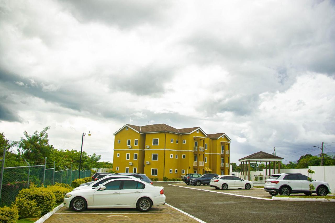 Comfort Homes Kingston Exteriér fotografie